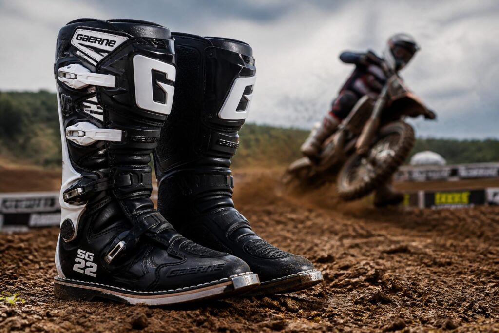 découvrez les innovations du casque gaerne sg22, conçu pour les passionnés de moto tout-terrain, alliant sécurité, confort et performance.